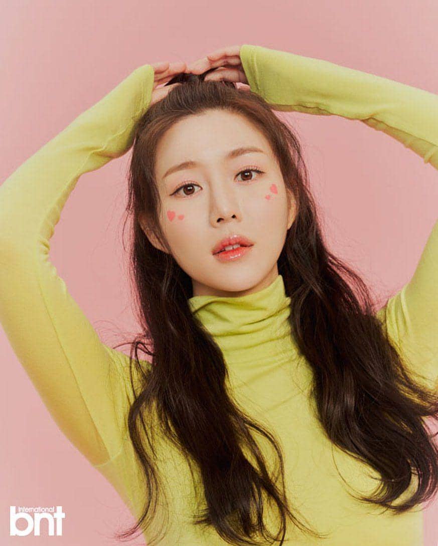 Lee Da In (instagram.com/xx__dain)