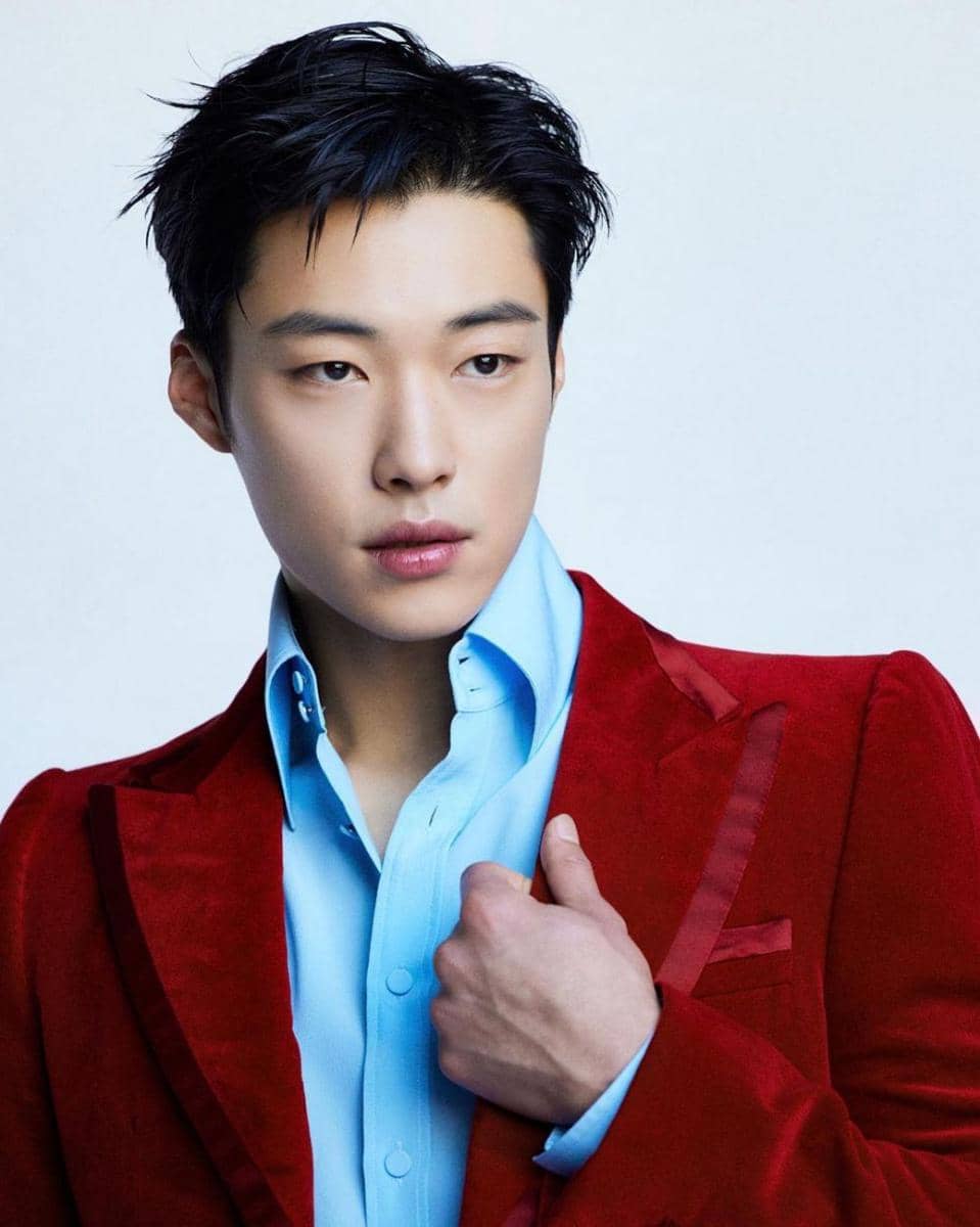 Woo Do Hwan (instagram.com/keyeastofficial)