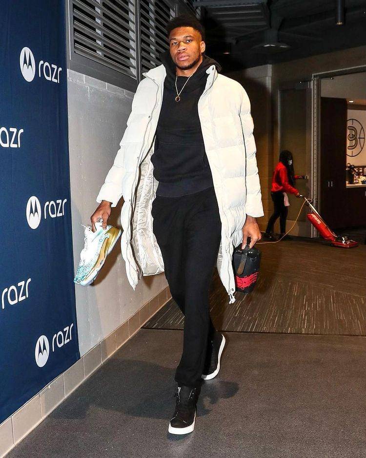 Giannis Antetokounmpo (instagram.com/giannis_an34)