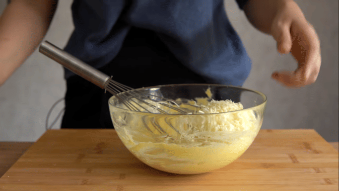 ilustrasi adonan (dok. youtube.com/Luvita Ho)