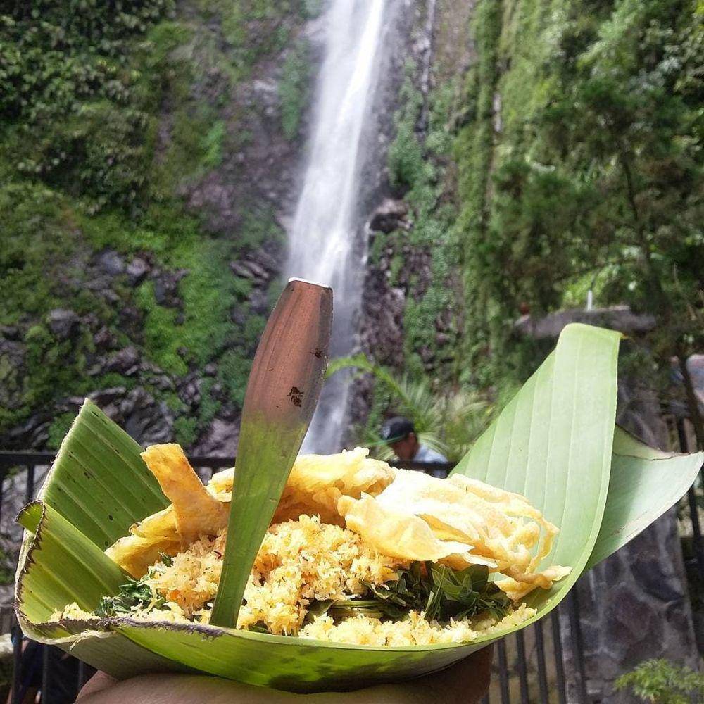 Sego jagung (https://www.instagram.com/aboutnganjuk.id)