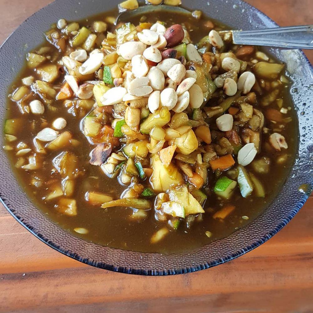 Resep Lincah Busu, Rujak Khas Pidie Aceh yang Siap Goyang Lidah