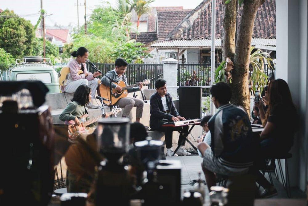 Corona Mereda, Inilah 5 Tempat Hits di Malang dengan Live Indie Music