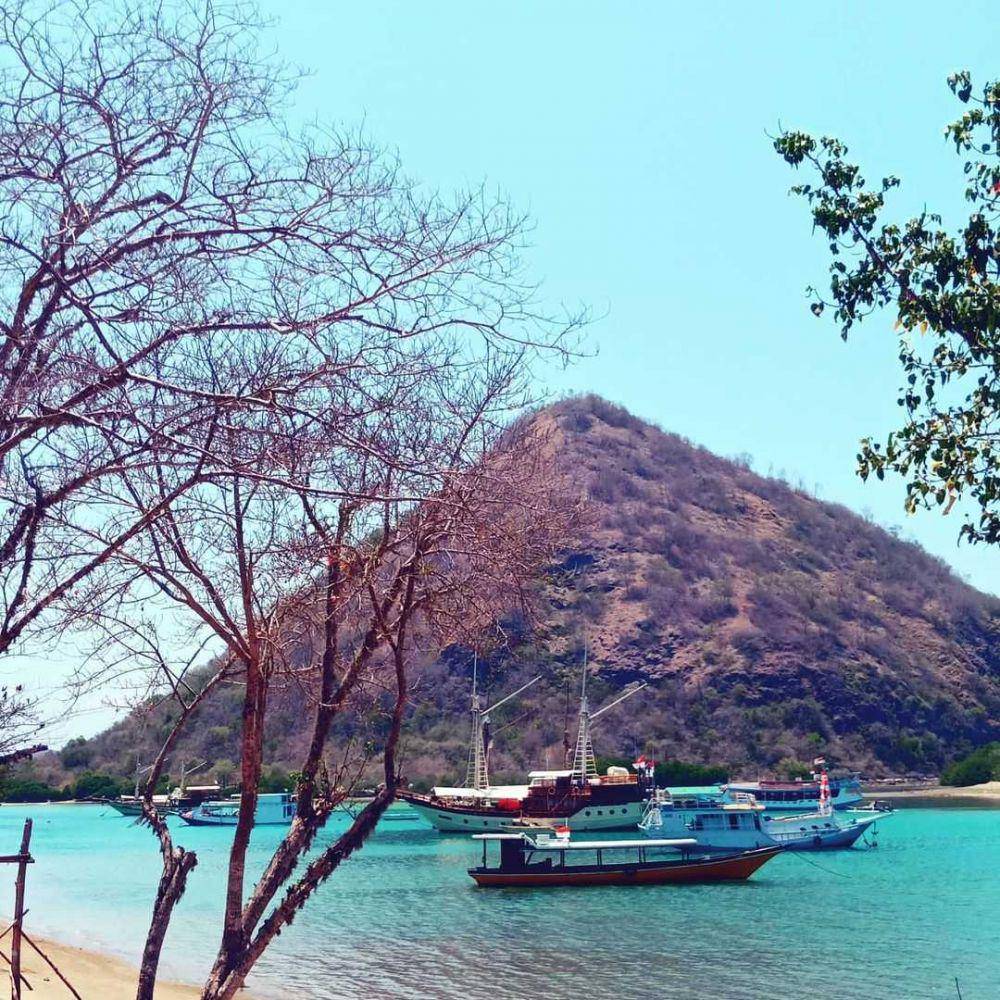 Pantai Waecicu (Instagram.com/tiwandika)