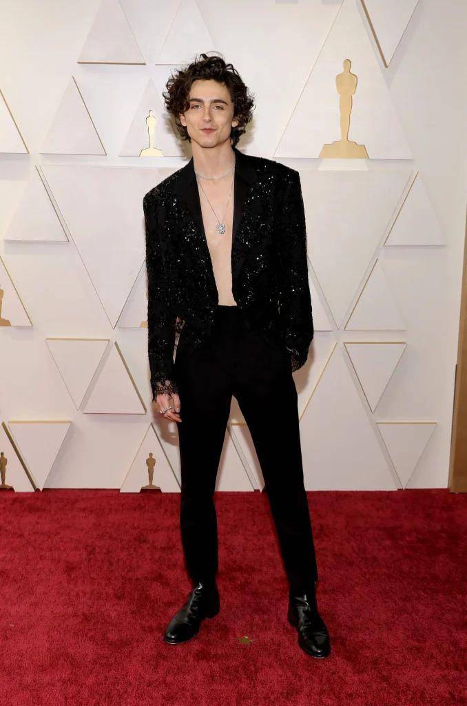 Style seleb pria yang hadir di Acara Oscars 2022 (gqmiddleeast.com)