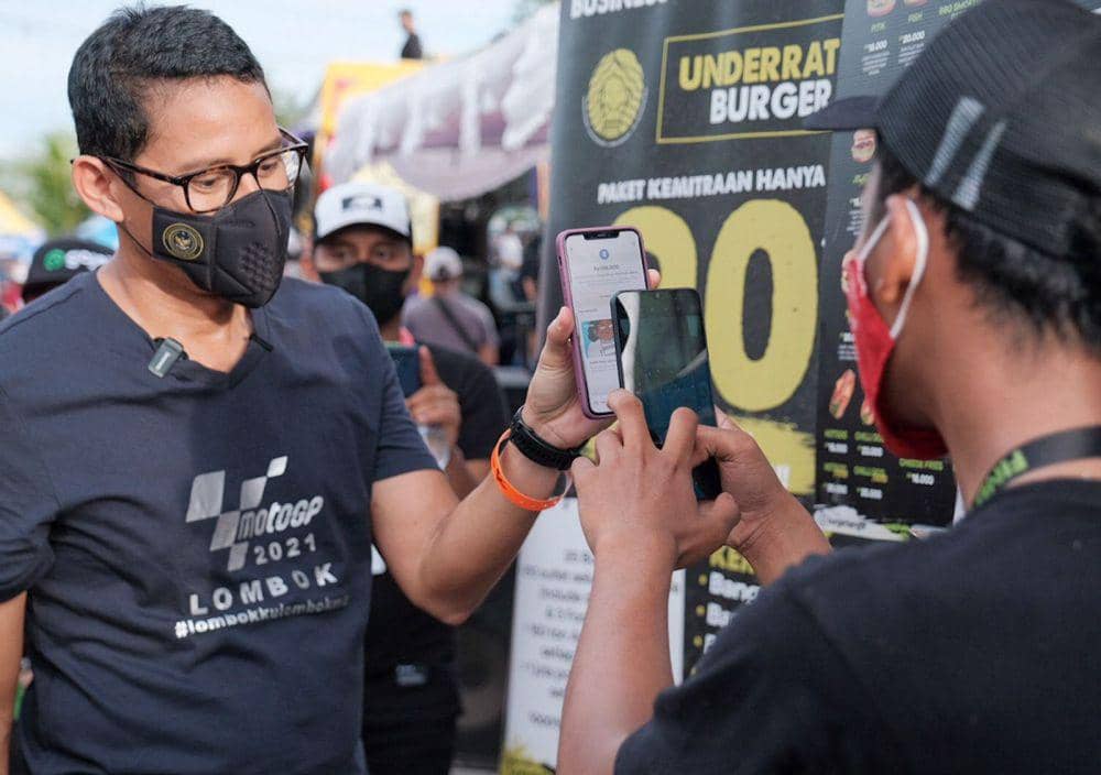 potret Sandiaga Uno mendukung adanya digitalisasi pada sektor pariwisata di Lombok (kominfo.go.id)