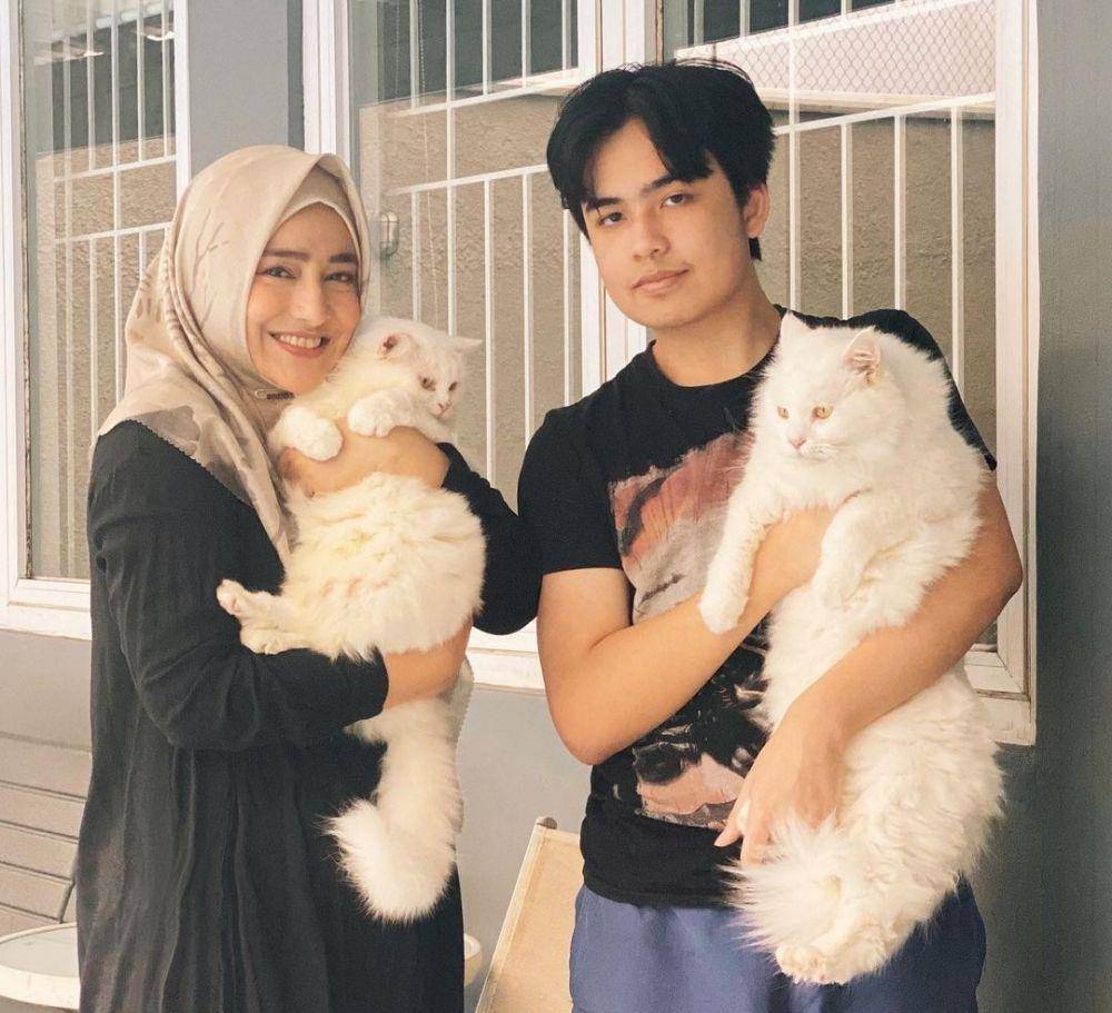 Cindy Fatikasari dan Keanu (instagram.com/cindyfatikasari18)