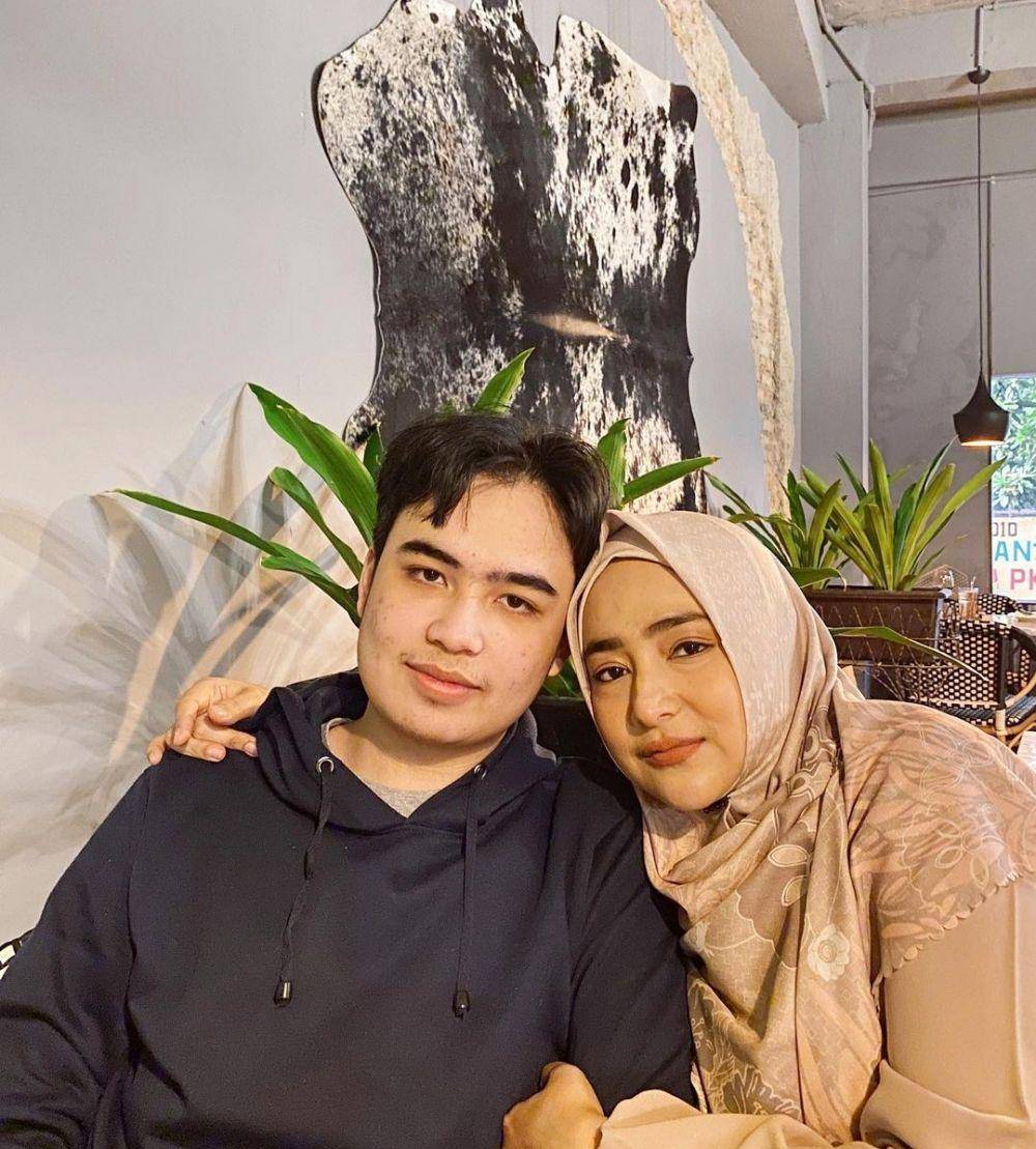 Cindy Fatikasari dan Keanu (instagram.com/cindyfatikasari18)