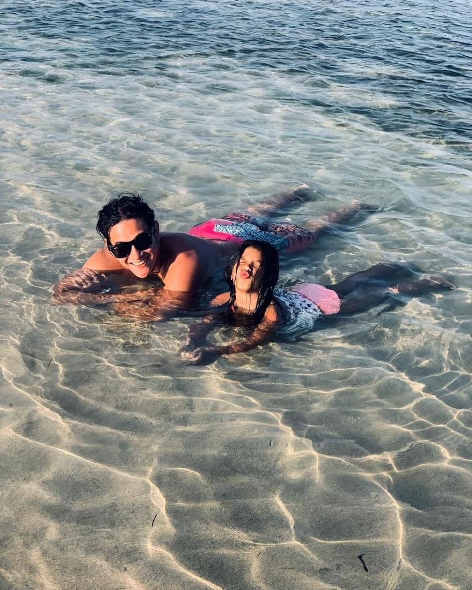potret Vino G. Bastian dan Jizzy Pearl Bastian (instagram.com/vinogbastian__)