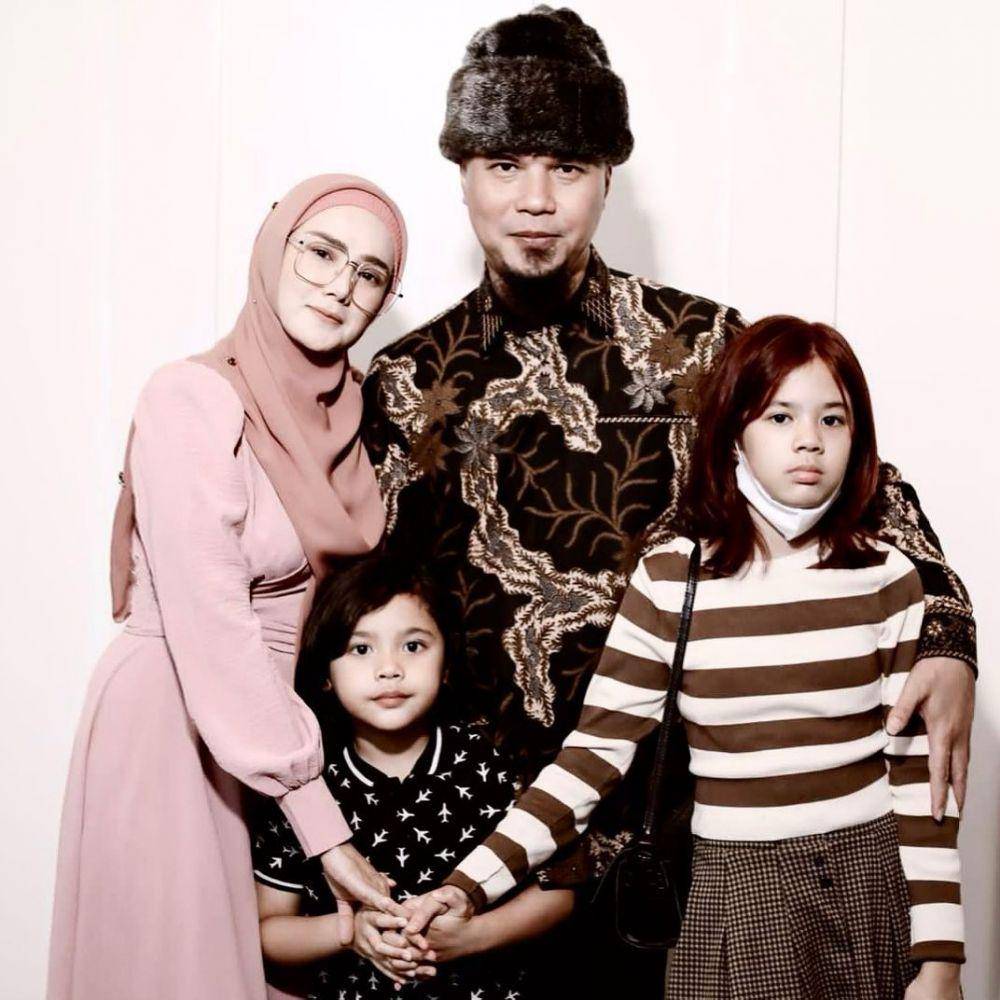 keluarga Ahmad Dhani (instagram.com/ahmaddhaniofficial)