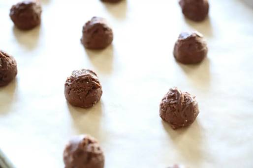 ilustrasi membuat cookies homemade (dok. ourbestbites.com)