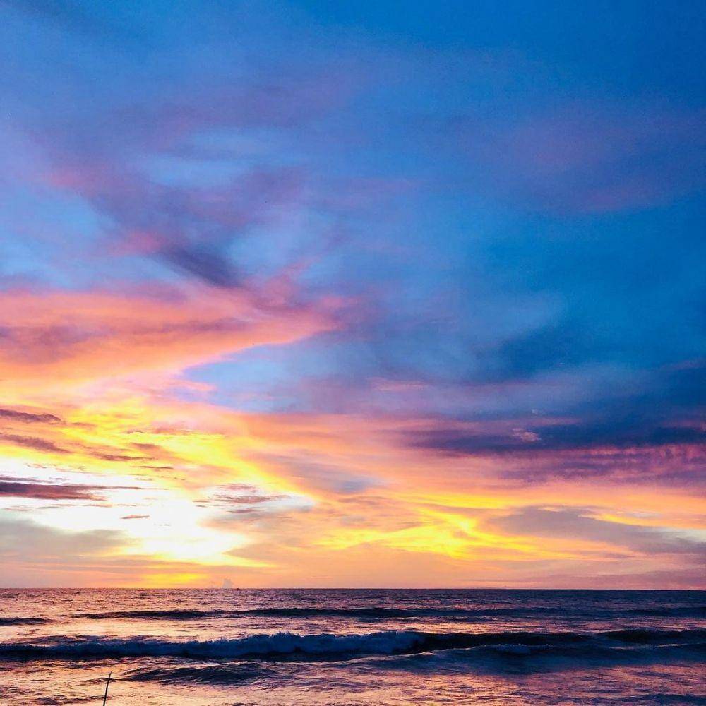 Pantai (instagram.com/maria_bachanova_)