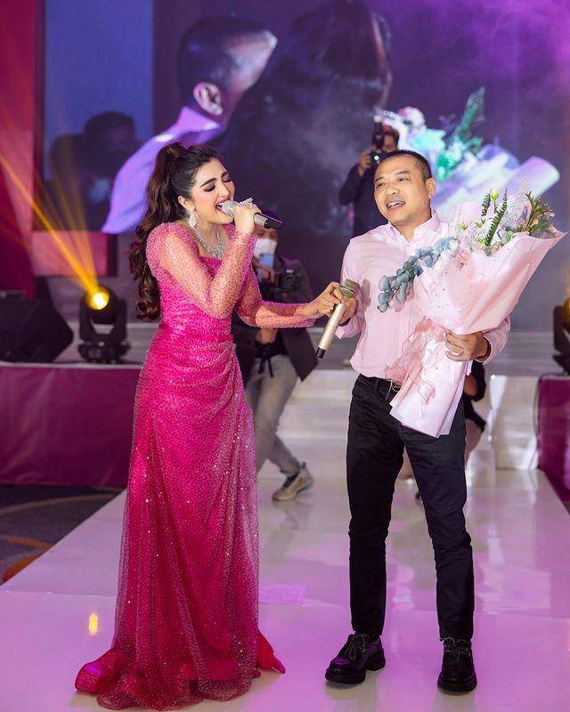 potret pasangan Anang Hermansyah dan Ashanty (instagram.com/ashanty_ash)