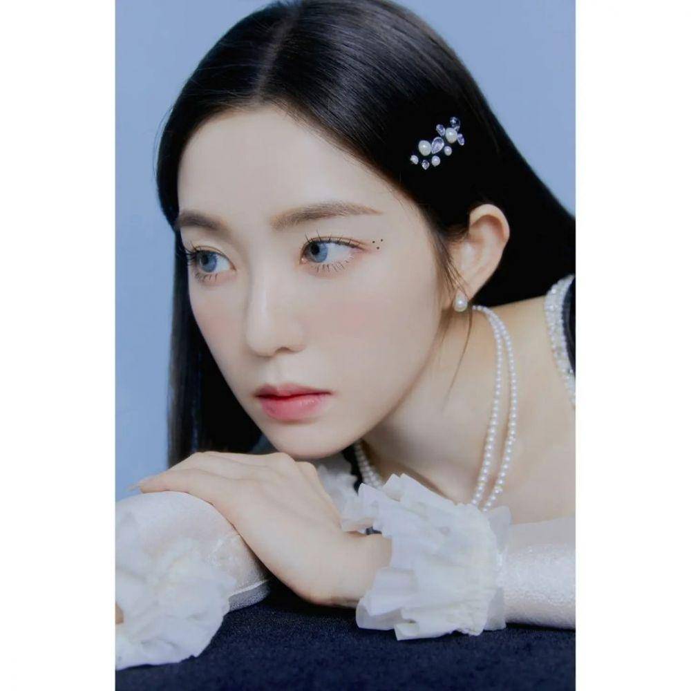 Irene Red Velvet (instagram.com/redvelvet.smtown)