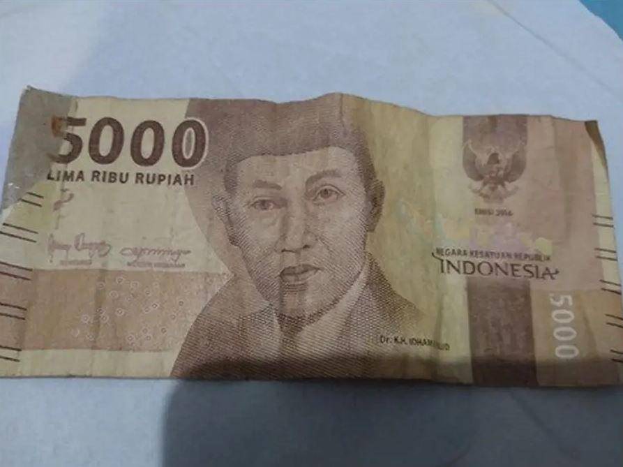 potret uang disambung (Twitter.com/disiniay)