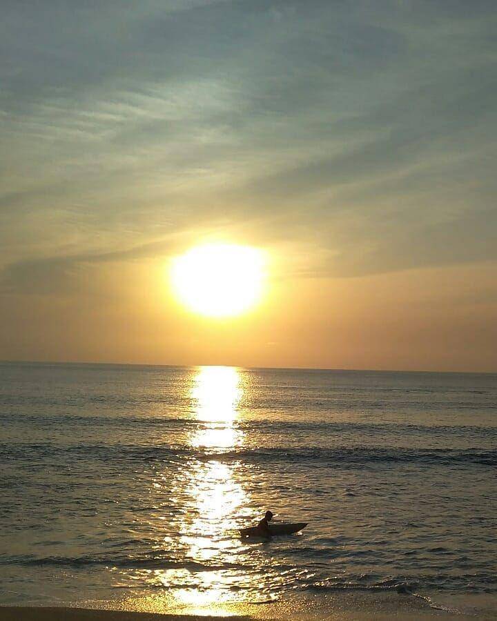 Sunset di Pantai Dreamland, Bali (instagram.com/bagenjakarta)
