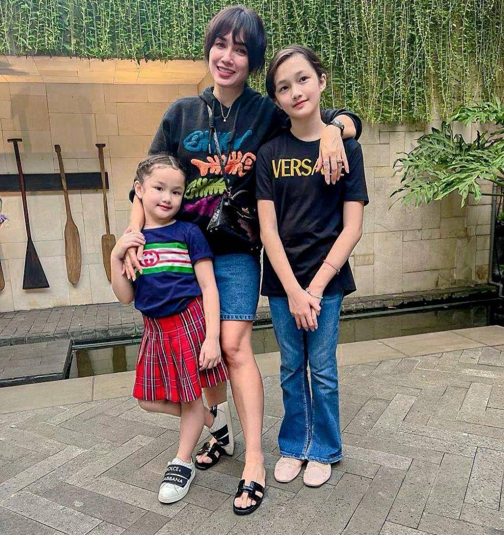 potret Ussy Sulistiawaty dan anak (instagram.com/ussypratama)
