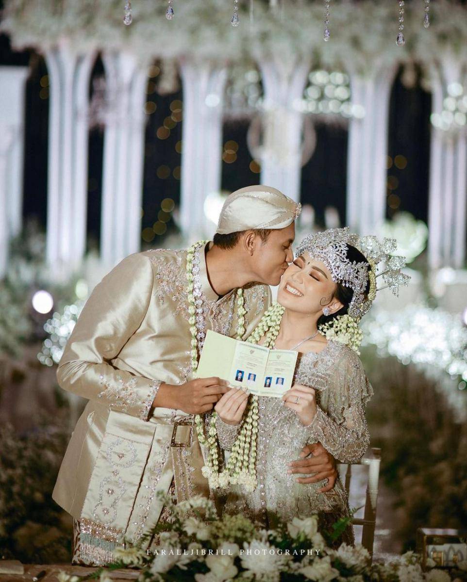 Momen akad nikah Ibnu Wardani dan Lalita Hutami. (instagram.com/faralljibrill_official)