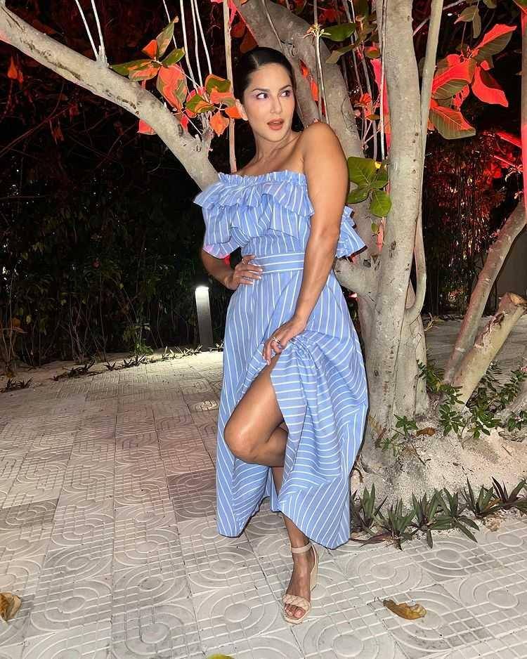 liburan Sunny Leone (instagram.com/sunnyleone)