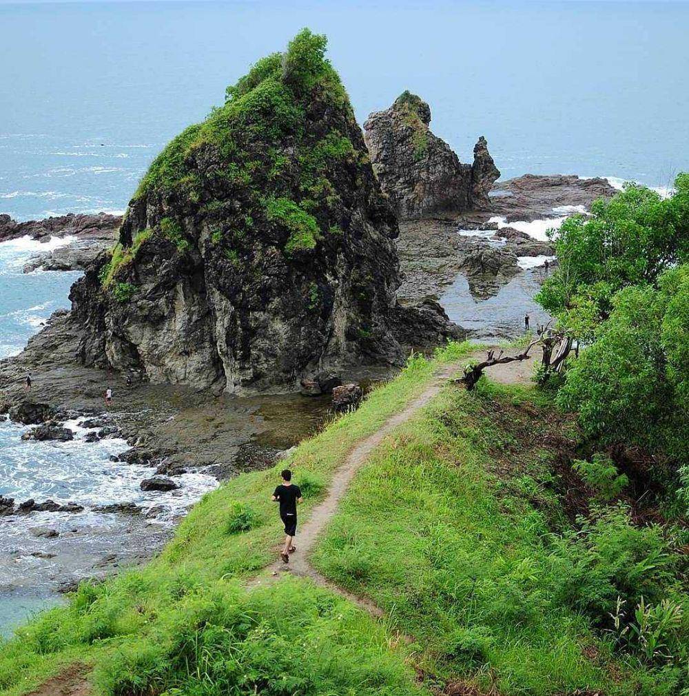 potret Pantai Watu Lumbung (instagram.com/jogjaistimewa)