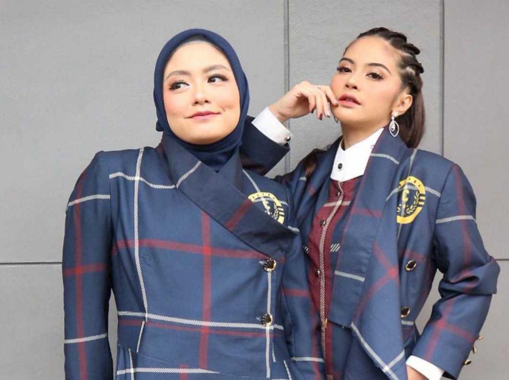 10 Momen Kebersamaan Tika dan Tiwi, T2 Bakal Kembali ke Dunia Musik?