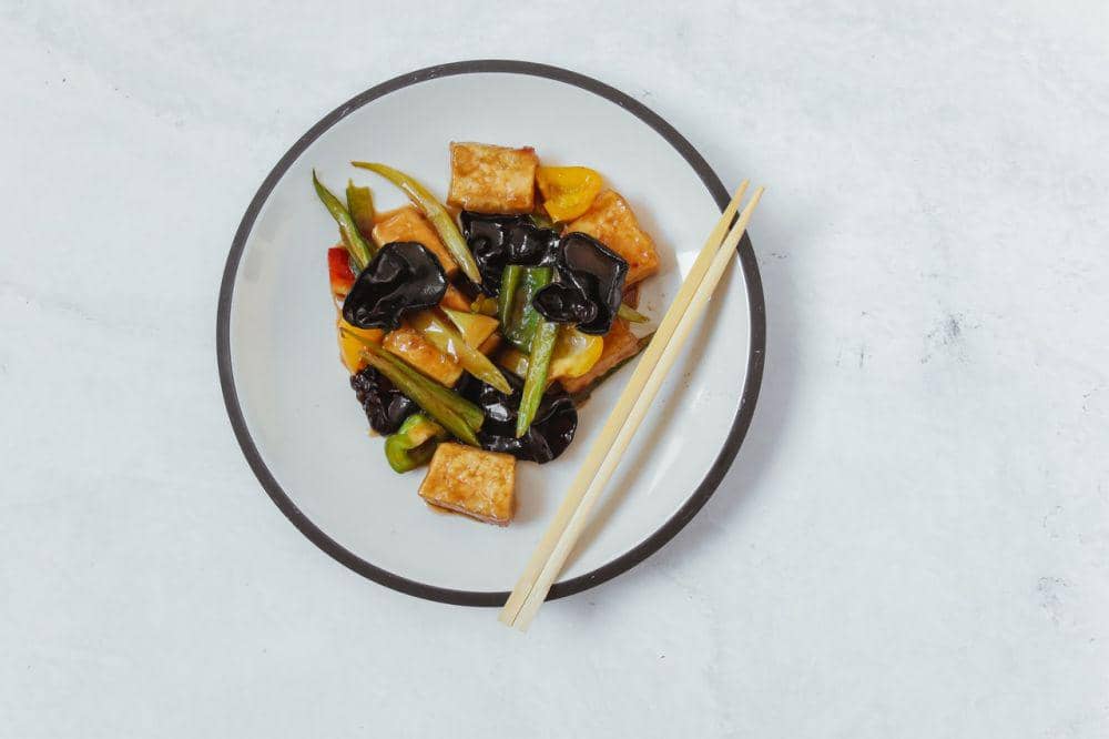 ilustrasi sayur tahu tumis (pexels.com/Polina Tankilevitch)