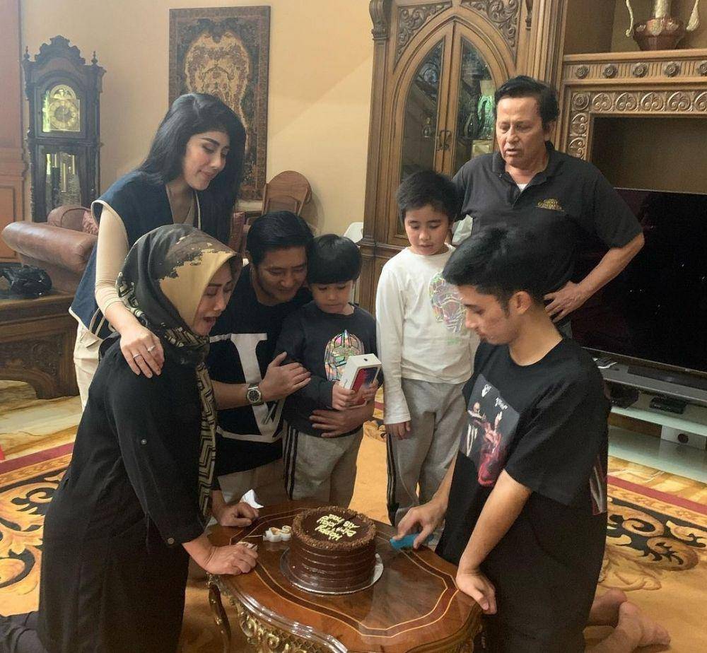 Alshad Ahmad dan keluarga (instagram.com/citrasadiqah)