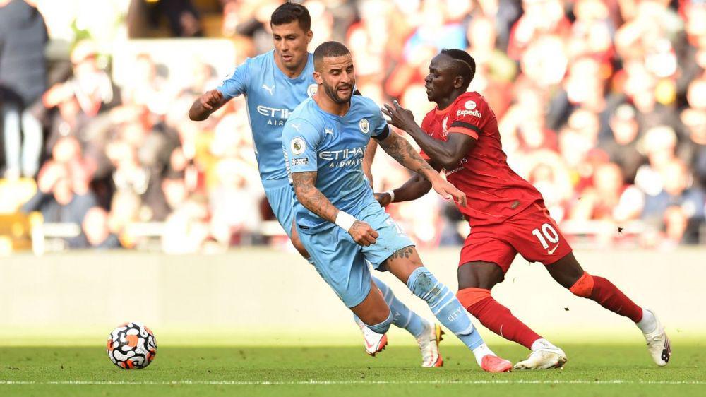 Kompak Menang, Persaingan Liverpool dan Manchester City Semakin Sengit