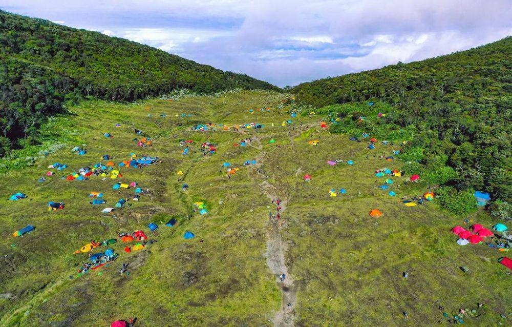 Alun-Alun Surya Kencana, Gunung Gede (instagram.com/anwar_lulu)