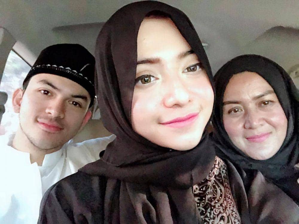 Rizky Nazar dan keluarga (instagram.com/rizkinanazarr)