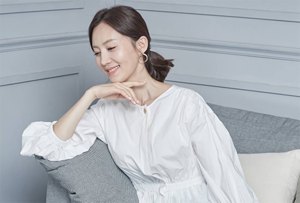 Yum Jung Ah (artistcompany.co.kr)