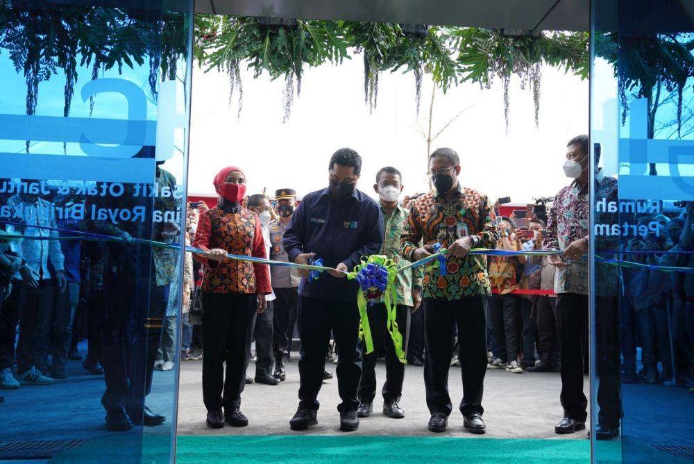 Menteri BUMN Erick Thohir meresmikan RSOJ Pertamina Royal Biringkanaya, Makassar. (Dok. BUMN)