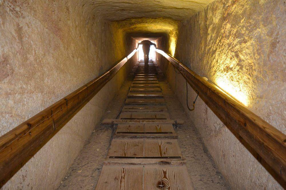 Pyramid of Giza (curiosmos.com)