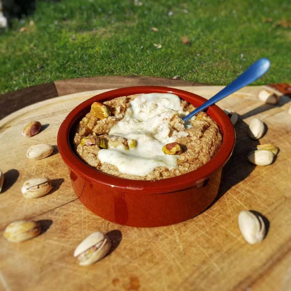 baked oats (instagram.com/juliasbakingpassion)