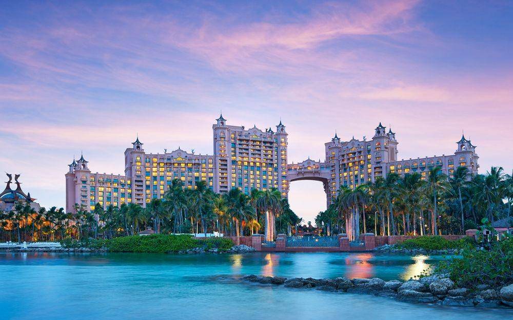 The Royal at Atlantis, Bahama (bahamas.com)