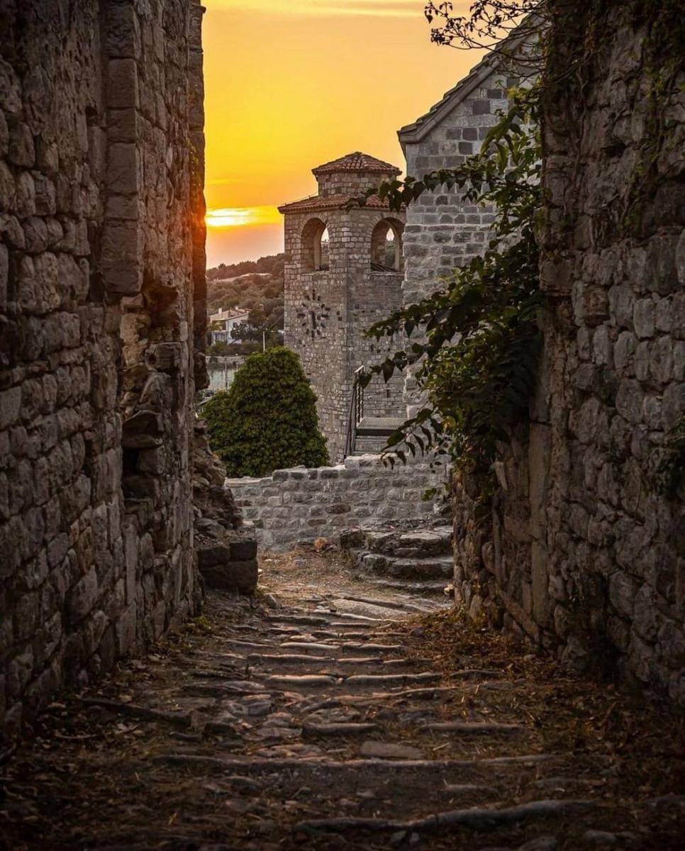 potret Stari Bar (instagram.com/velimir_mason)