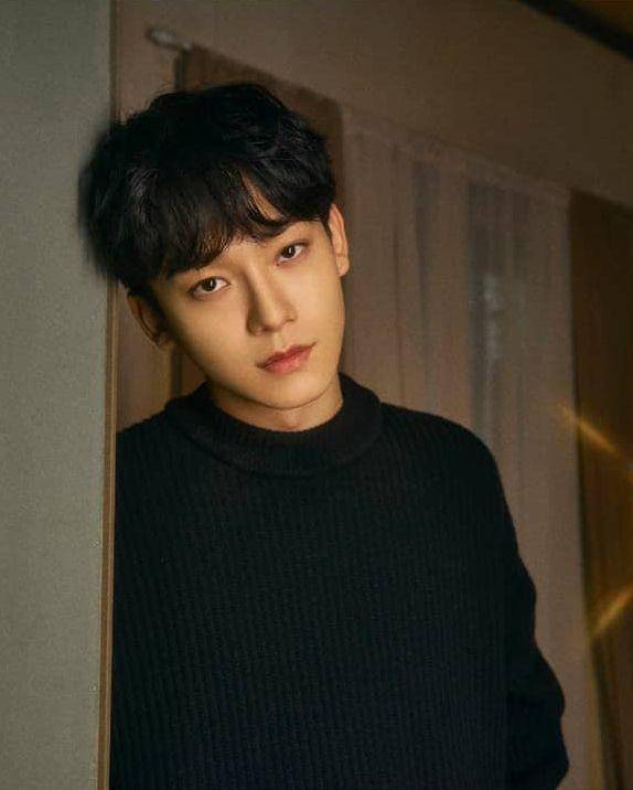 Chen EXO (instagram.com/weareone.exo)