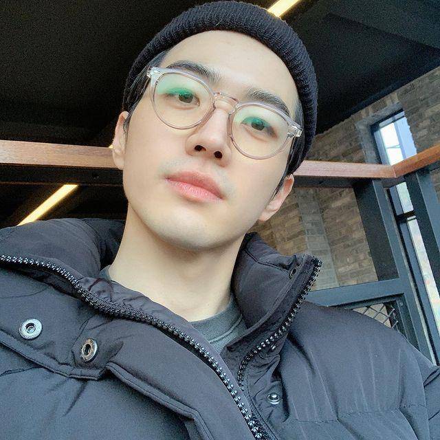 Kang Hoon (instagram.com/khoonyy)