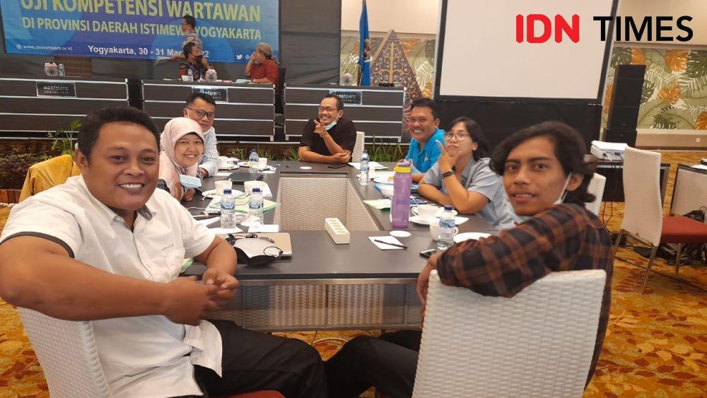 54 Jurnalis Dinyatakan Lulus UKW 2022 PWI-Tempo