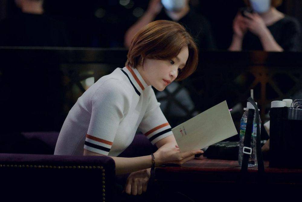 potret di balik layar Thirty-Nine (instagram.com/lim_hyoseon)