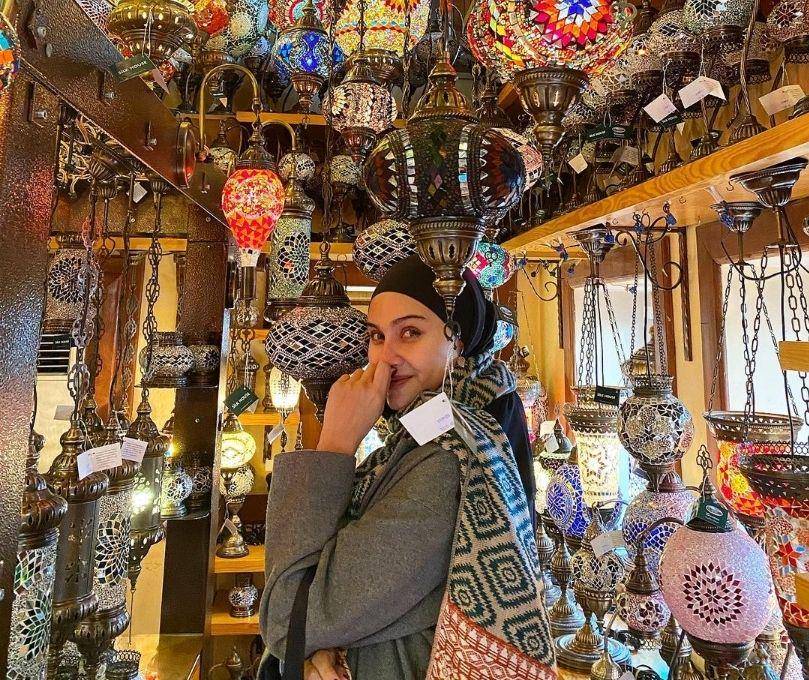 potret Zee Zee Shahab (instagram.com/zeezeeshahab)