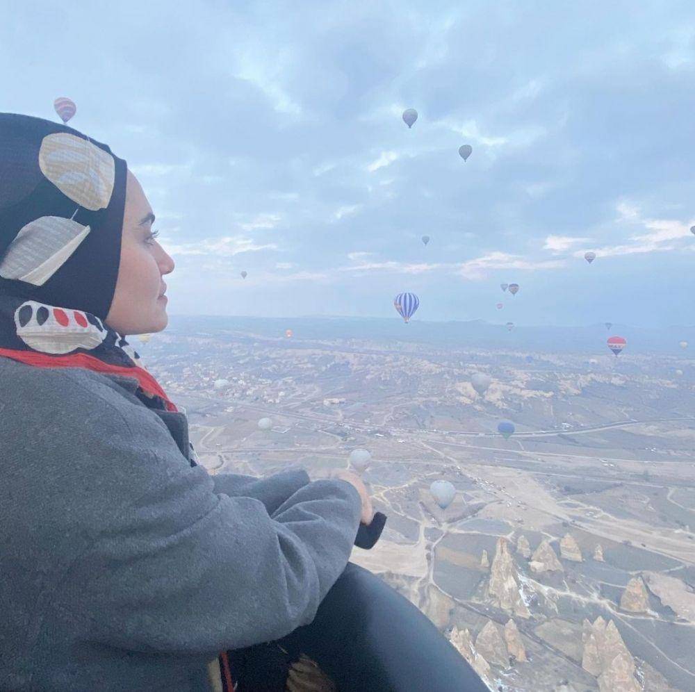 potret Zee Zee Shahab (instagram.com/zeezeeshahab)