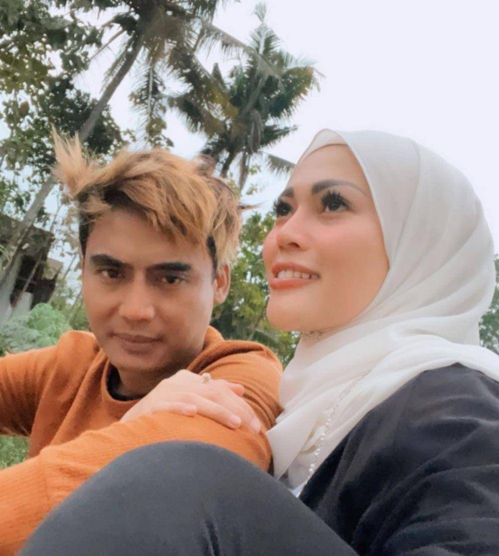 Charly dan istri (instagram.com/regina_irawan03)