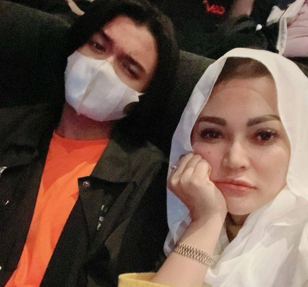 Charly dan istri (instagram.com/regina_irawan03)