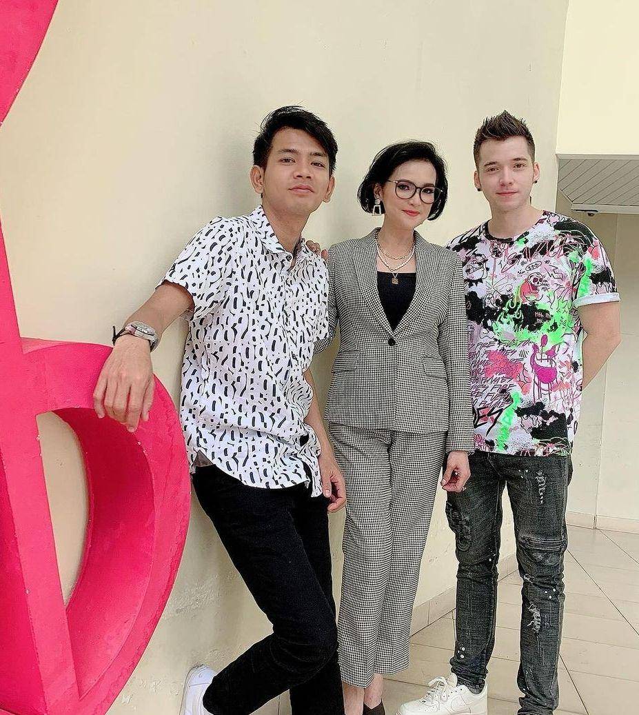 Stefan William dan Nunu Datau (instagram.com/nunudatau)