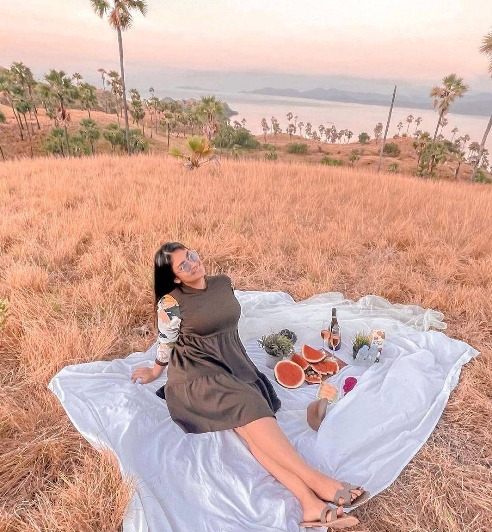 Ayu Anjani (instagram.com/real.ayuanjani)