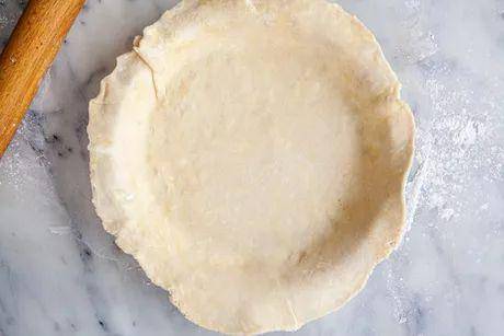 ilustrasi mencetak kulit pie (simplyrecipes.com)