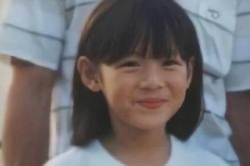Nikahi Hyun Bin, 10 Transformasi Son Ye Jin yang Memesona Sejak Lahir