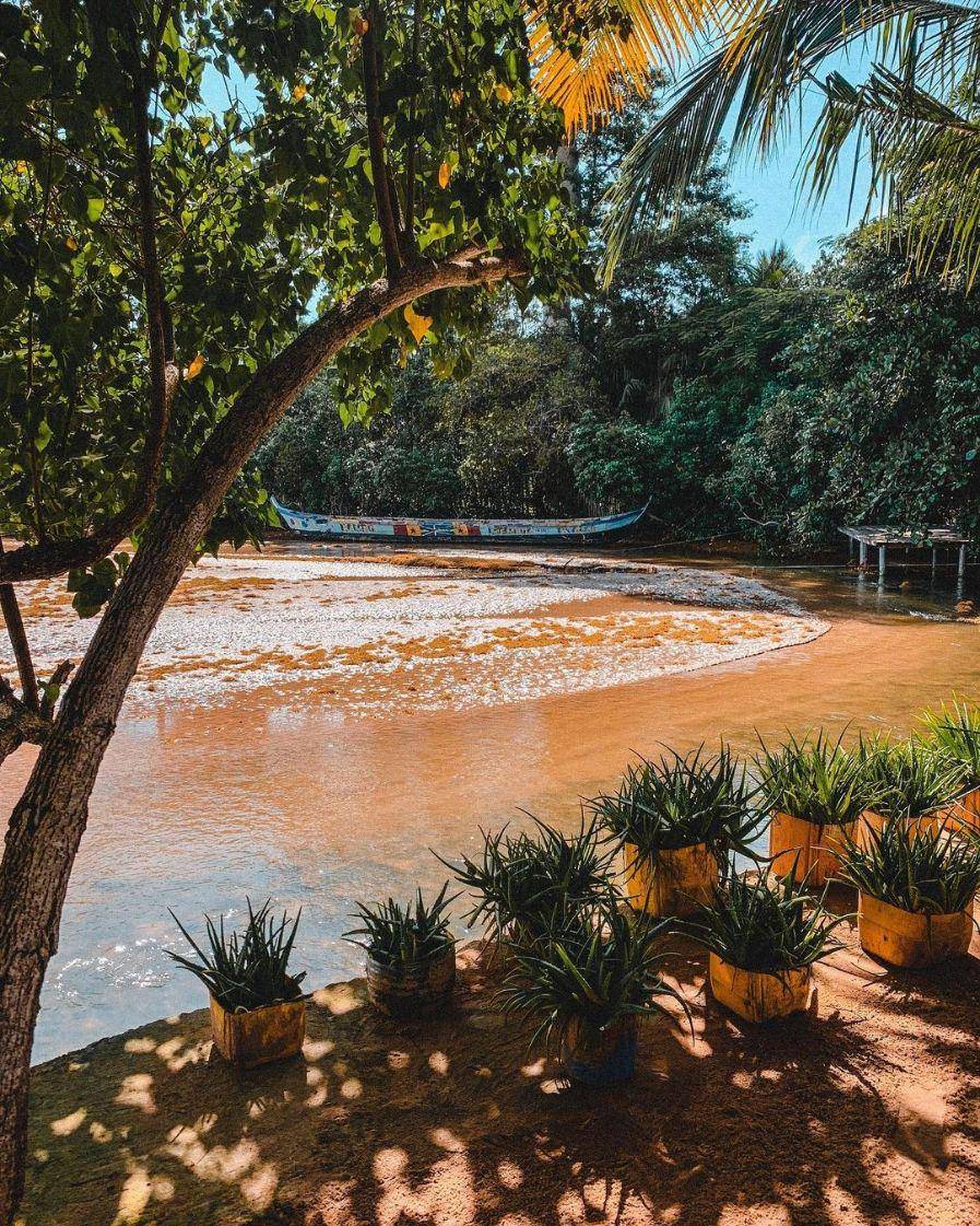 potret Busua Beach (instagram.com/__valin.yaa_)