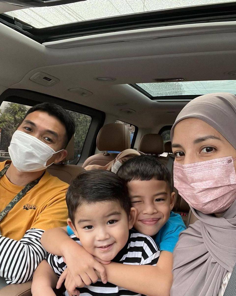 keluarga Tya Ariestya (instagram.com/tya_ariestya)